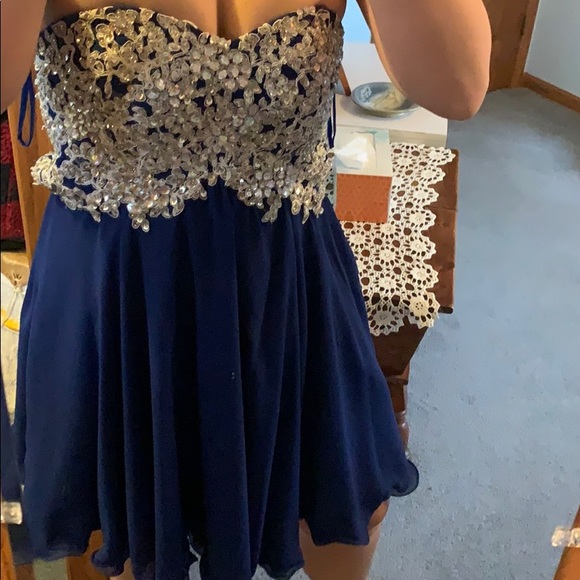 Dress - Picture 2 of 3